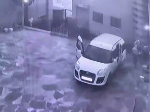 Esenyurt’ta Tekstil Çetesinden Milyonluk Vurgun