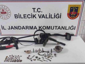 Bilecik’te Tarihi Eser Kaçakçılığı; 2 Gözaltı
