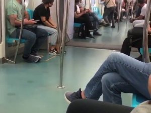 Pendik’te Marmaray’da Güreşir Gibi Kavga Ettiler