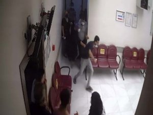 Mersin’de Tedaviyi Beğenmeyen Hastanın Ağabeyi Diş Hekimini Darp Etti