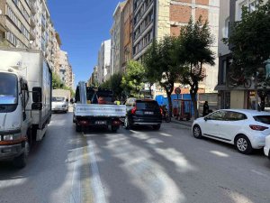 Duyarsız Sürücüler Trafik Problemlerini Çoğaltıyor