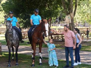 Atlı Jandarma Timi’nin Park Ve Mesire Alanlarındaki Görevi Sona Erdi