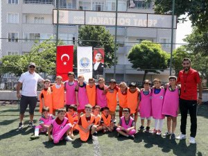 Yaz Okullarında Sertifika Sevinci