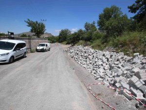 Beğendik Mahallesi’ne 8 Bin Metrekare Kilitli Parke Çalışması