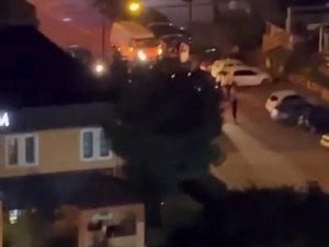 Asker Eğlencesinde Yolu Kapatıp Havaya Ateş Açtılar