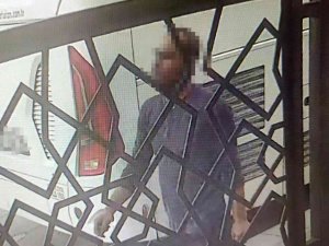 Gaziosmanpaşa’da Kablo Hırsızlığı Yapan Şüpheli Bir Polisi Yüzünden Yaraladı