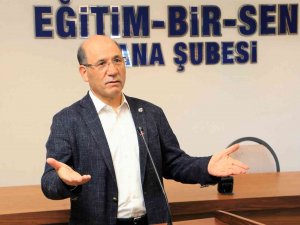 Sezer: "Yks’de Ortaya Çıkan Tablo Üzüntü Verici"