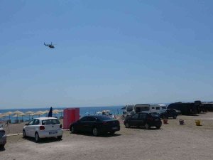 Çanakkale’de Lastik Botla Denize Açılan Kişiyi Arama Çalışmaları Sürüyor