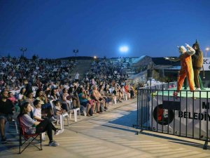 ‘Neşeli Orman’ Menteşe’de Çocukları Eğlendirdi