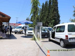 Park Halindeki Aracın İçinde Silahlı Saldırıya Uğradı, Ağır Yaralandı