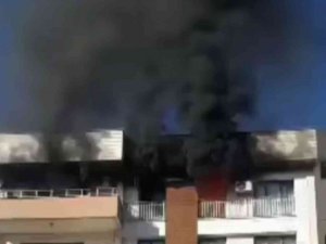 Cizre’de 5 Katlı Binada Çıkan Yangın Korkuttu