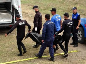 Irmakta Bulunan 10 Yaşındaki Emine’nin Cesedi Adli Tıpa Gönderildi