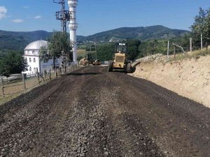 Sandıkçı: “İ̇lçemizin Ulaşım Ağını Güçlendiriyoruz”