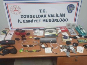 Festival Stantlarını Soyan Zanlılar Polisten Kaçamadı