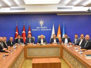 Ak Parti Kadroları Sahada