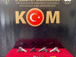 Gaziantep’te Kuru Sıkı Tabancaların Gerçek Tabancaya Çevrildiği İkamete Baskın