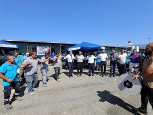 Yüzde 78 Zam Aldılar, Başkanı Davul Zurnayla Karşıladılar