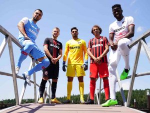 Gaziantep Fk Yeni Sezon Formalarını Tanıttı