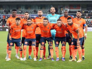 Başakşehir’in Yeni Transferleri İlk Kez Resmi Maçta Forma Giydi