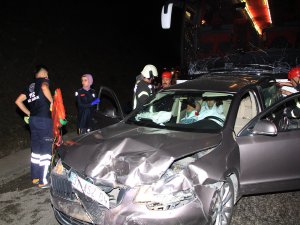 Manisa’da Faciaya Ramak Kaldı: Otobüs Ve 2 Otomobilin Karıştığı Trafik Kazasında 4 Kişi Yaralandı