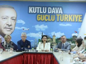 Başkan Büyükakın: "Her Mücadeleden Hamdolsun Alnımızın Akıyla Çıkıyoruz"