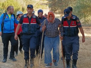Evdekilere Kızıp Kayıplara Karışan Yaşlı Adam 14 Saat Sonra Bulundu