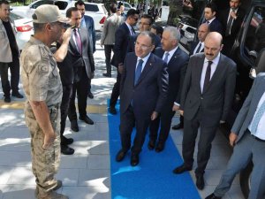 Bakan Bozdağ Kars’ta