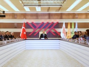 İ̇zmir Kavram Meslek Yüksekokulu’na Yök’ten Ödül