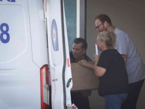 Katliam Gibi Kazada Hayatını Kaybeden 3 Kadının Cenazesi Alındı, Yakınları Gözyaşlarına Boğuldu