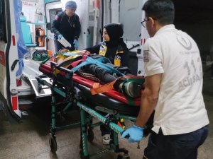 Otomobilden Fırlayarak Yaralanan Sürücü Ehliyetsiz Çıktı