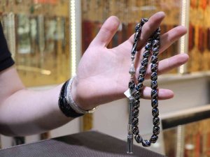 Gurbetçiler Geldi, Tespih Satışları Arttı