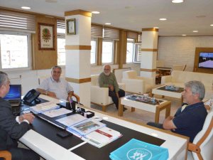 Başkan Özdemir: “Çiftçilerimizin Yanındayız”