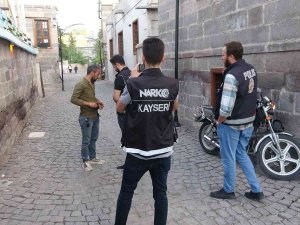 Narkotik Denetimlere Ara Vermiyor