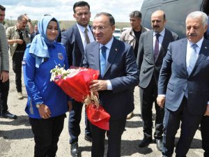 Bakan Bozdağ Kars’tan Duyurdu: