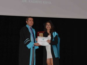 Baün Tıp Fakültesinde Mezuniyet Töreni