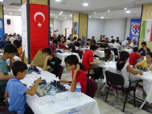 Uluslararası Van Edremit Satranç Turnuvası Başladı