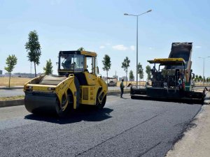 Bozulan Yollar Yenileniyor