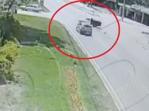 Samsun’da 95 Yaşındaki Sürücünün Öldüğü Kaza Kamerada