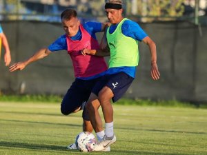 Afyonspor Antrenmanları Sürüyor