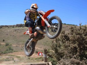 Süper Enduro Festivali Nefesleri Kesti
