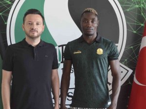 Sakaryaspor, Patrick Banza İle Sözleşme İmzaladı