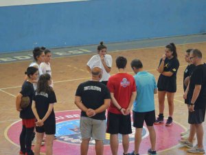Seçmelere Katılan Sporculara Turgutlu Belediyespor’dan Anlamlı Hareket