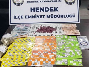 Kumar Oynanan Kahvehaneye Baskın: Binlerce Lira Ceza Kesildi