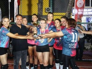 Köyceğiz’in Kadın Voleybol Takımı Katıldığı Şampiyonada Birinci Oldu