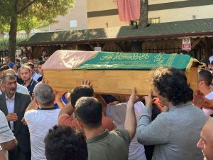 Babasının Kullandığı Aracın Altında Kalan Minik Ebrar Son Yolculuğuna Uğurlandı