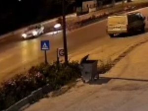 Motosikletin Otomobile Süratle Çarptığı Kaza Kamerada