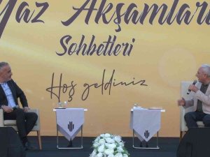 Bekir Develi İle Nurullah Genç ‘Yaz Akşamları Sohbetleri’nde Ümraniyelilerle Buluştu