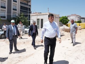 Fadıloğlu, Belkıs’taki 3. Sosyal Tesisi İnceledi