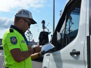 Emniyetten 5 Farklı Noktada 23 Personelle Denetim