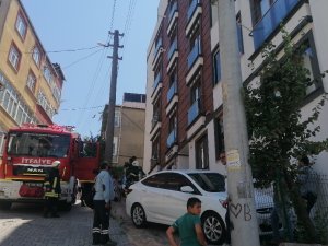 Ocakta Unutulan Yemek Yangın Çıkardı